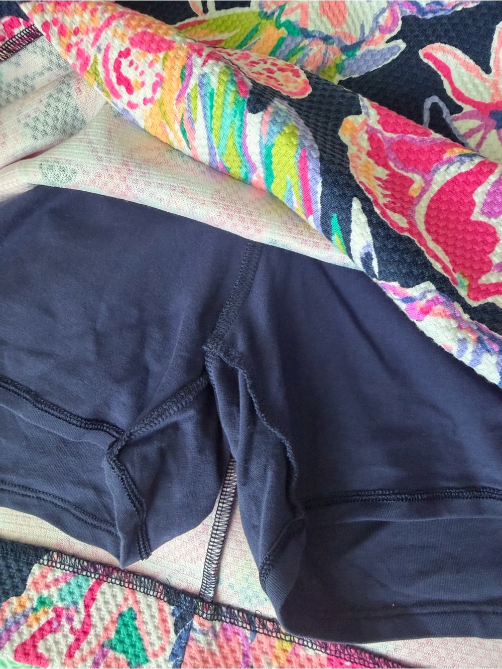 Lilly Pulitzer Bold Floral Mini Skirt With Built-In Shorts - Picture 5 of 7